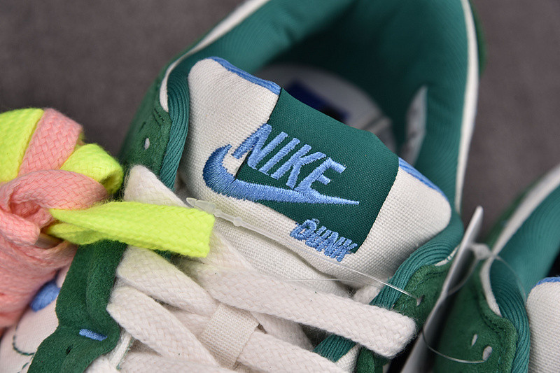 Nike Dunk Low Disrupt 2 “Malachite” DH4402-001