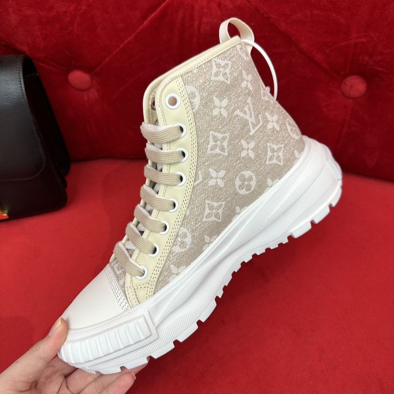 L*V Squad Sneaker