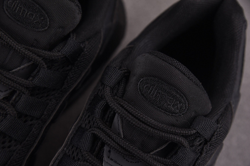 Nk Air Max 95 Recraft Triple Black CJ3906-001