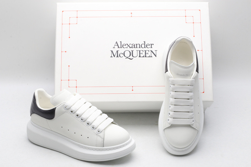 MQ Sneakers