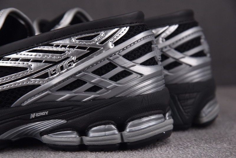 New Balance 1906L Silver Metallic/Cream U1906LOB