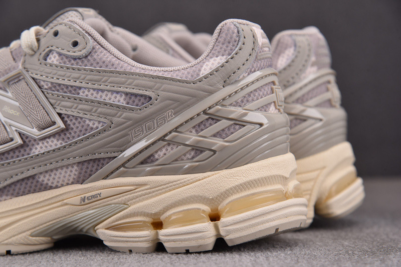 New Balance NB 1906R  M1906RPA