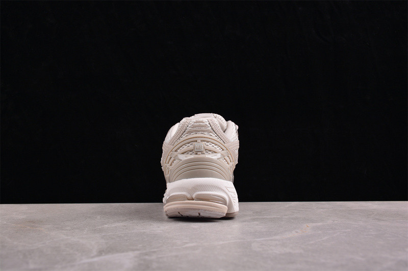 New Balance M1906RGR