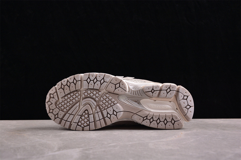 New Balance M1906RGR