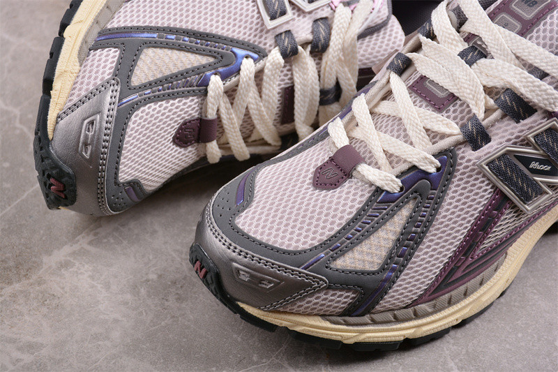 New Balance M1906RRA