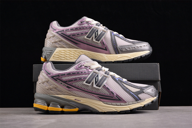 New Balance M1906RRA