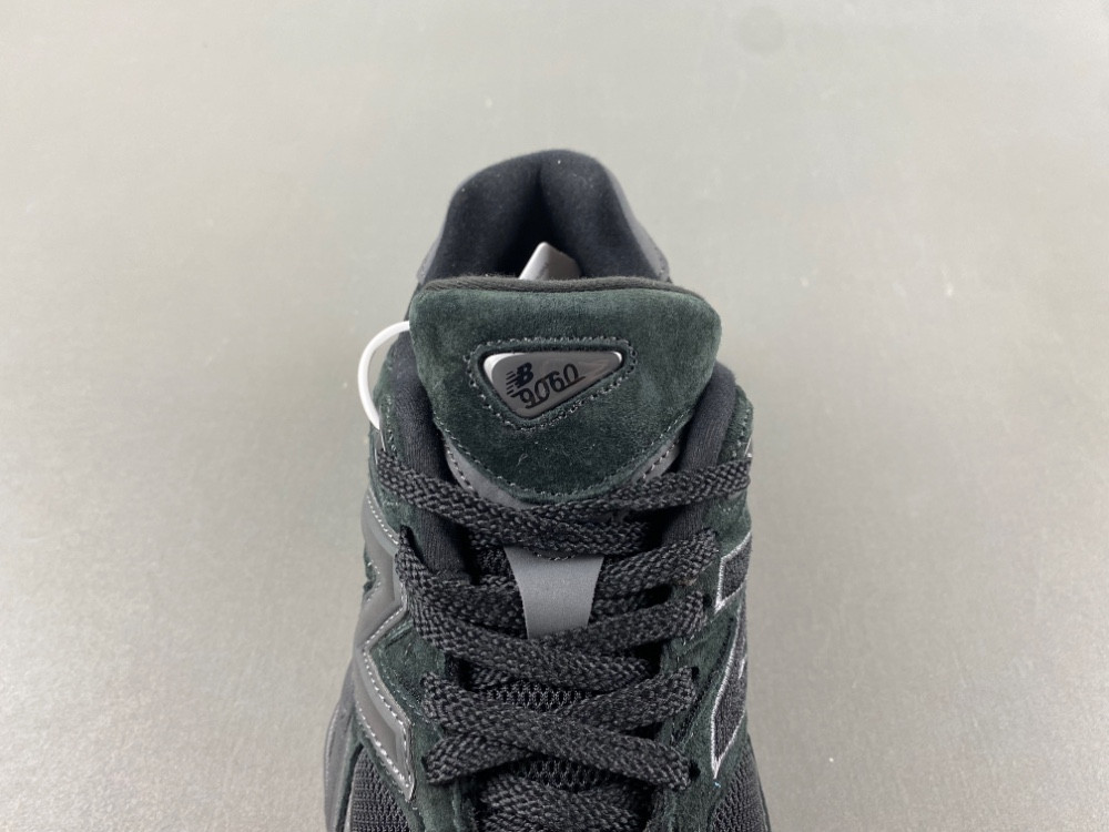 New Balance 9060 U9060ZGE