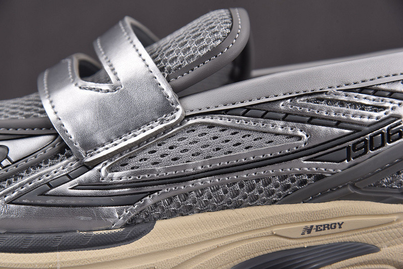 New Balance 1906L Metallic Silver U1906LAE