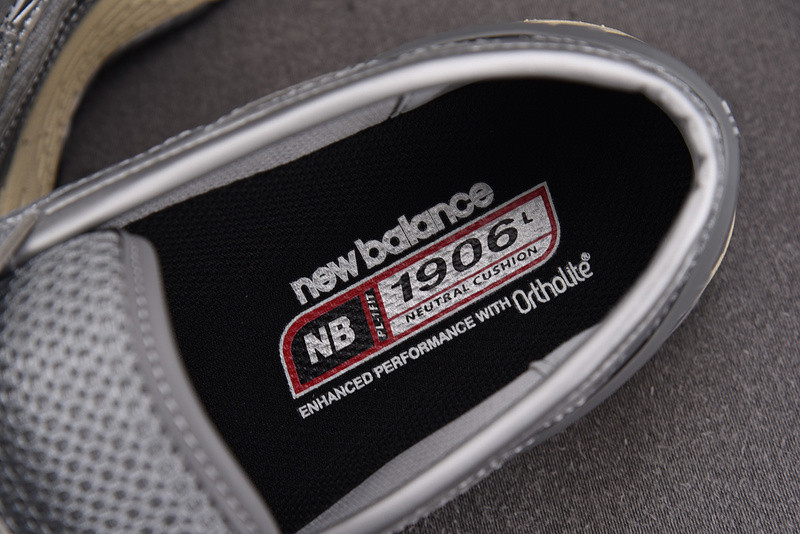 New Balance 1906L Metallic Silver U1906LAE