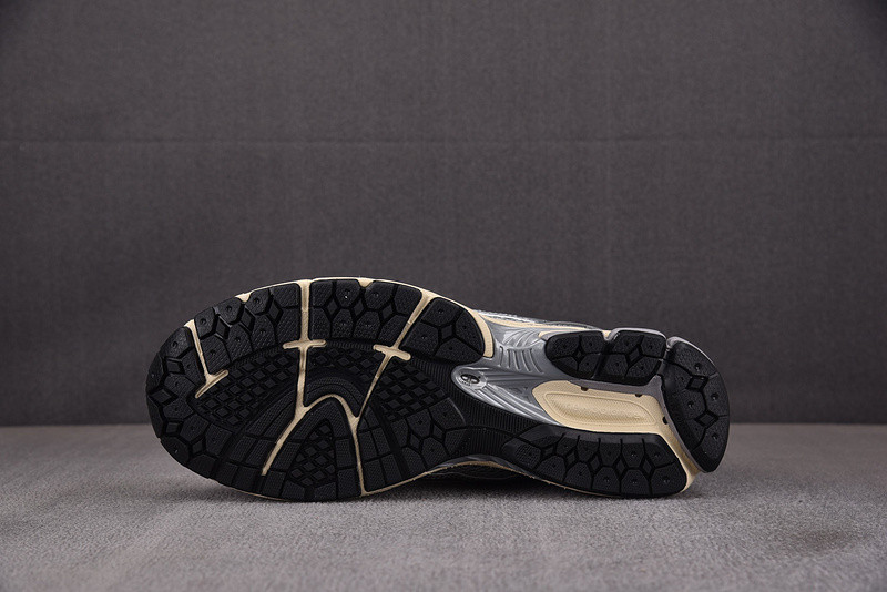 New Balance 1906L Metallic Silver U1906LAE