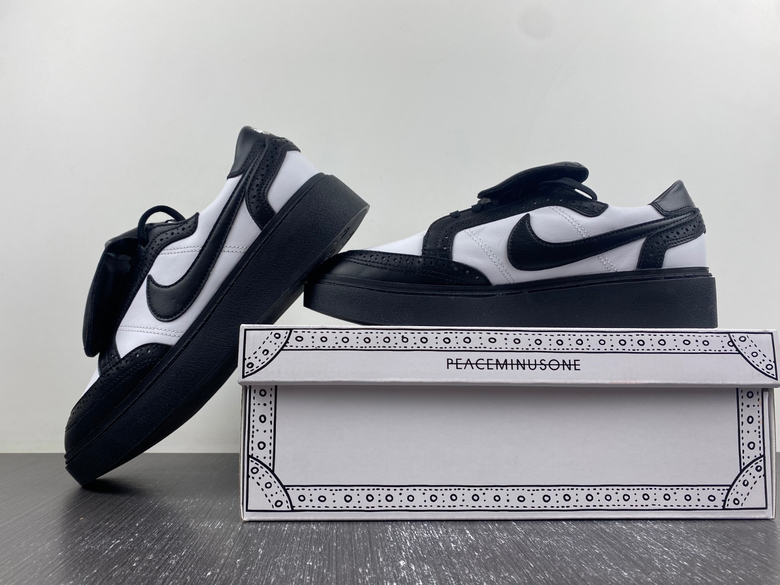Peaceminusone x Nike Kwondo 1 “Panda” DH2482-101
