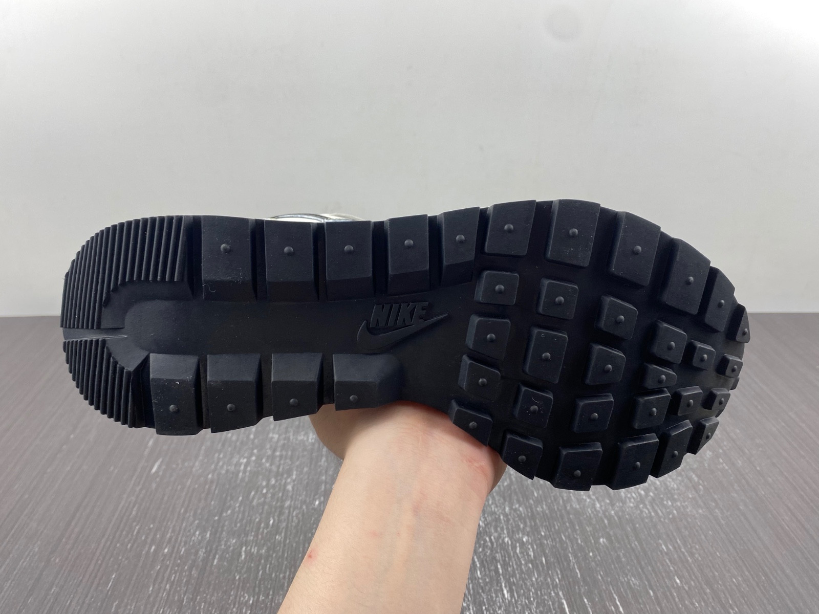 Sacai x Nike DD1875-101