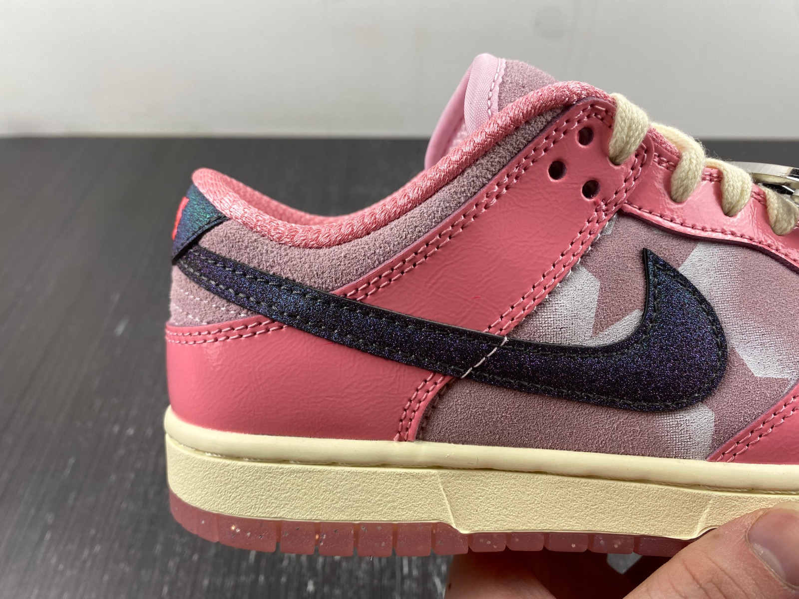 Nike Dunk Low “Barbie” FN8927-621