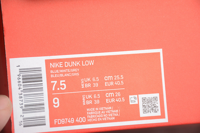 Nike Dunk Low “Midnight Navy” FD9749-400