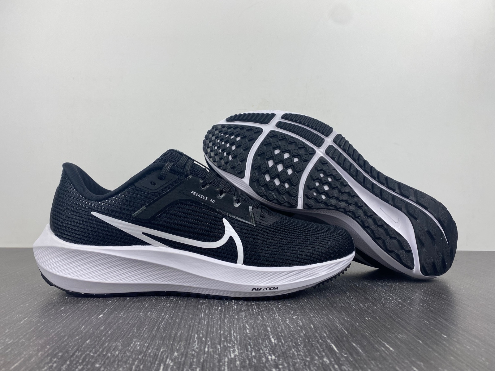 NIKE AIR ZOOM PEGASUS 40 DV7480-001