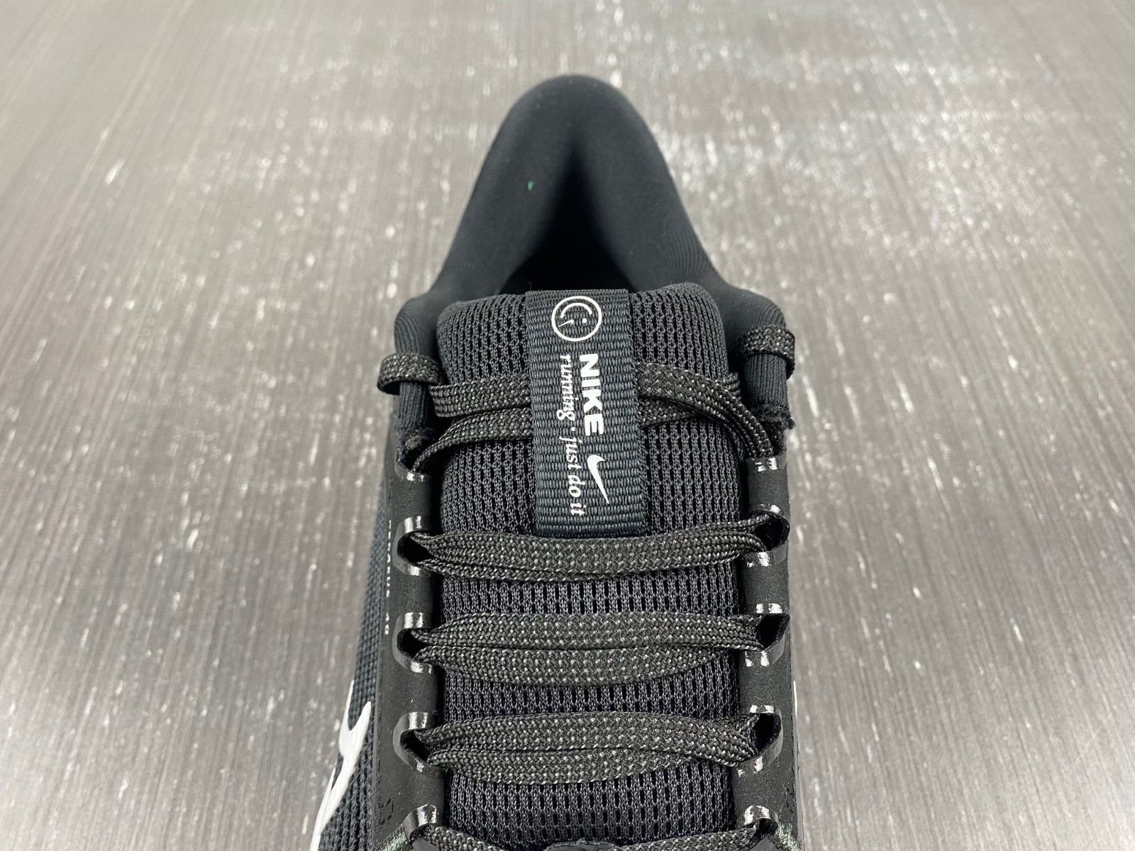 NIKE AIR ZOOM PEGASUS 40 DV7480-001