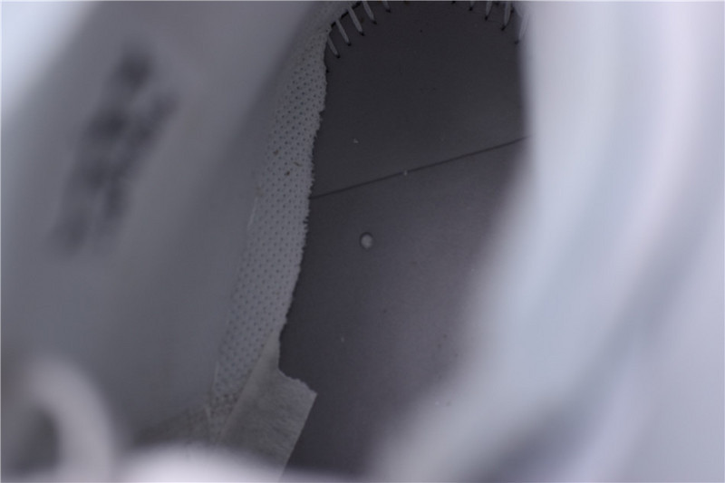 OFF WHITE Air Jordan 1 Retro High White AQ0818-100