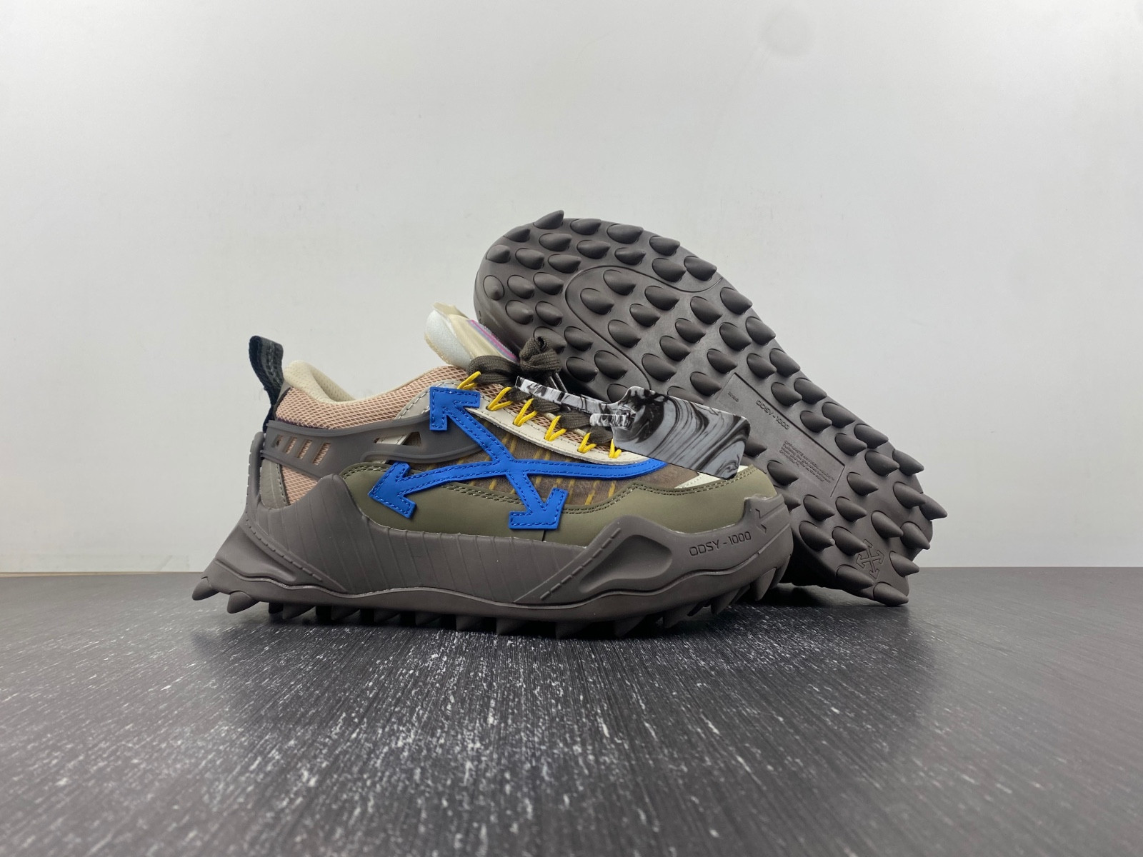 Off White ODSY-1000 Sneaker