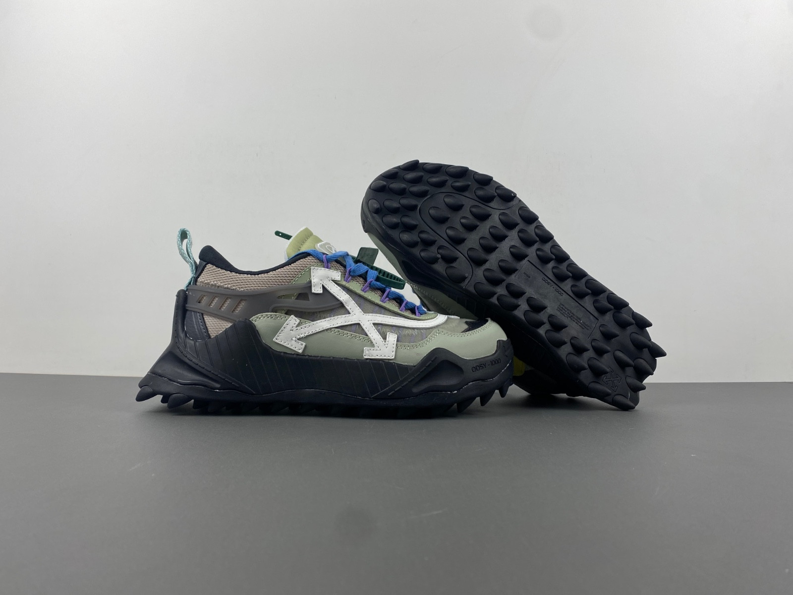 Off White ODSY-1000 Sneaker