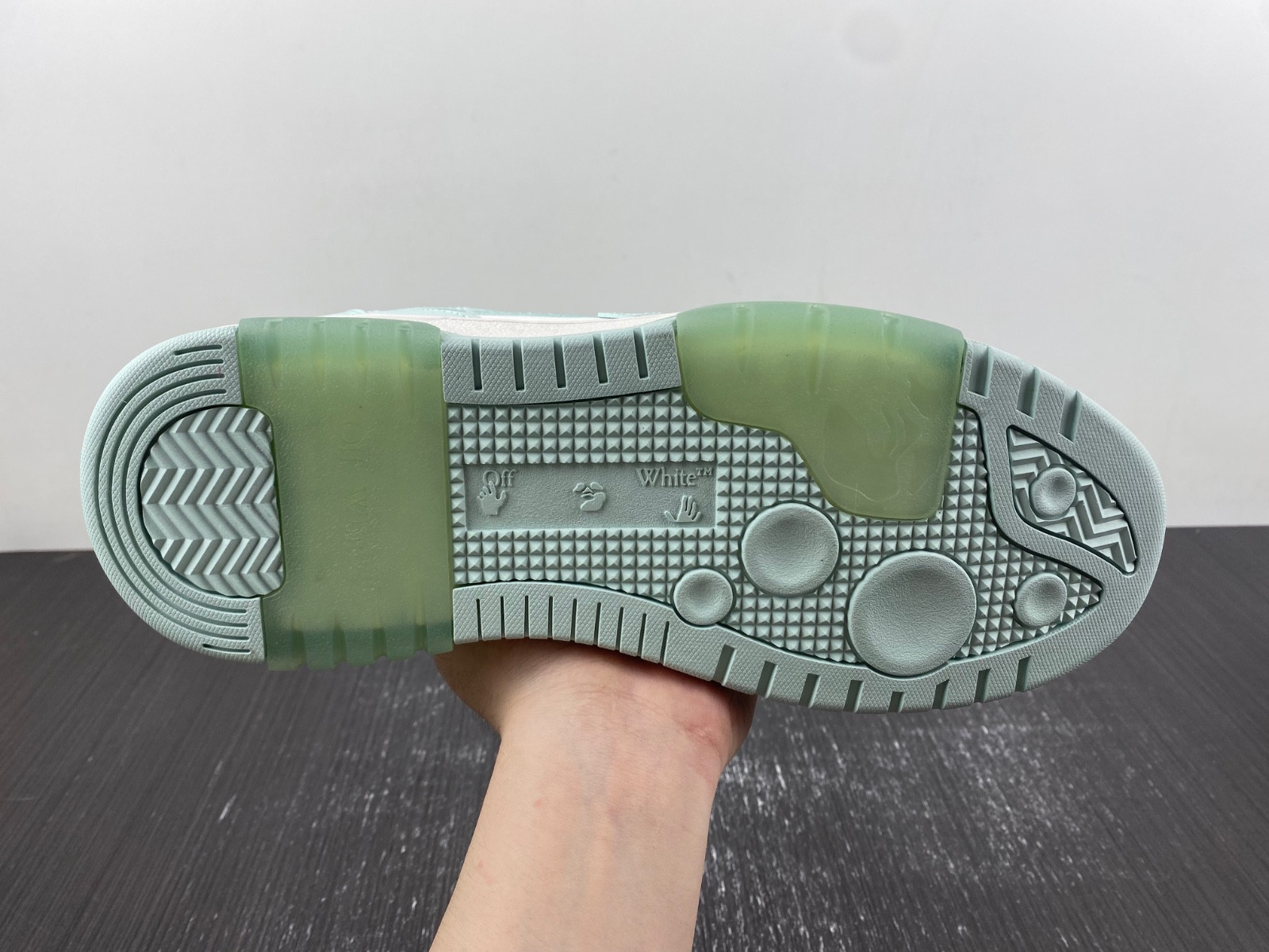 Off White GYM Sneaker