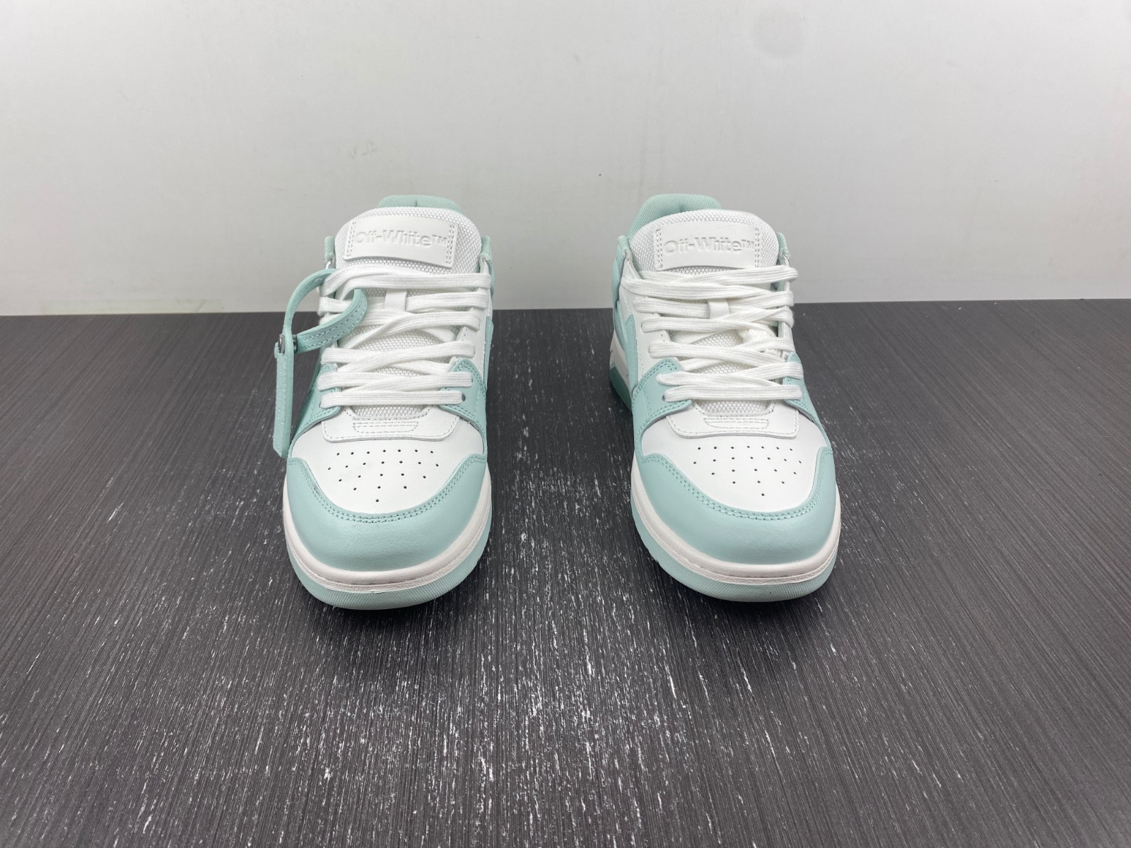 Off White GYM Sneaker