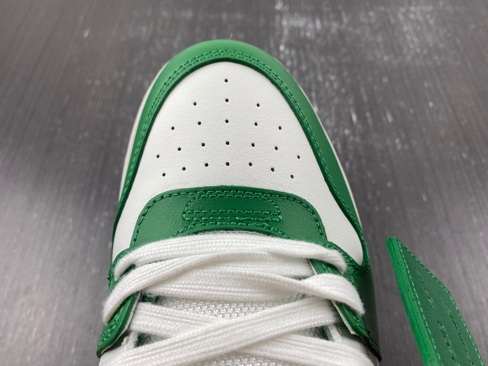 Off White GYM Sneaker