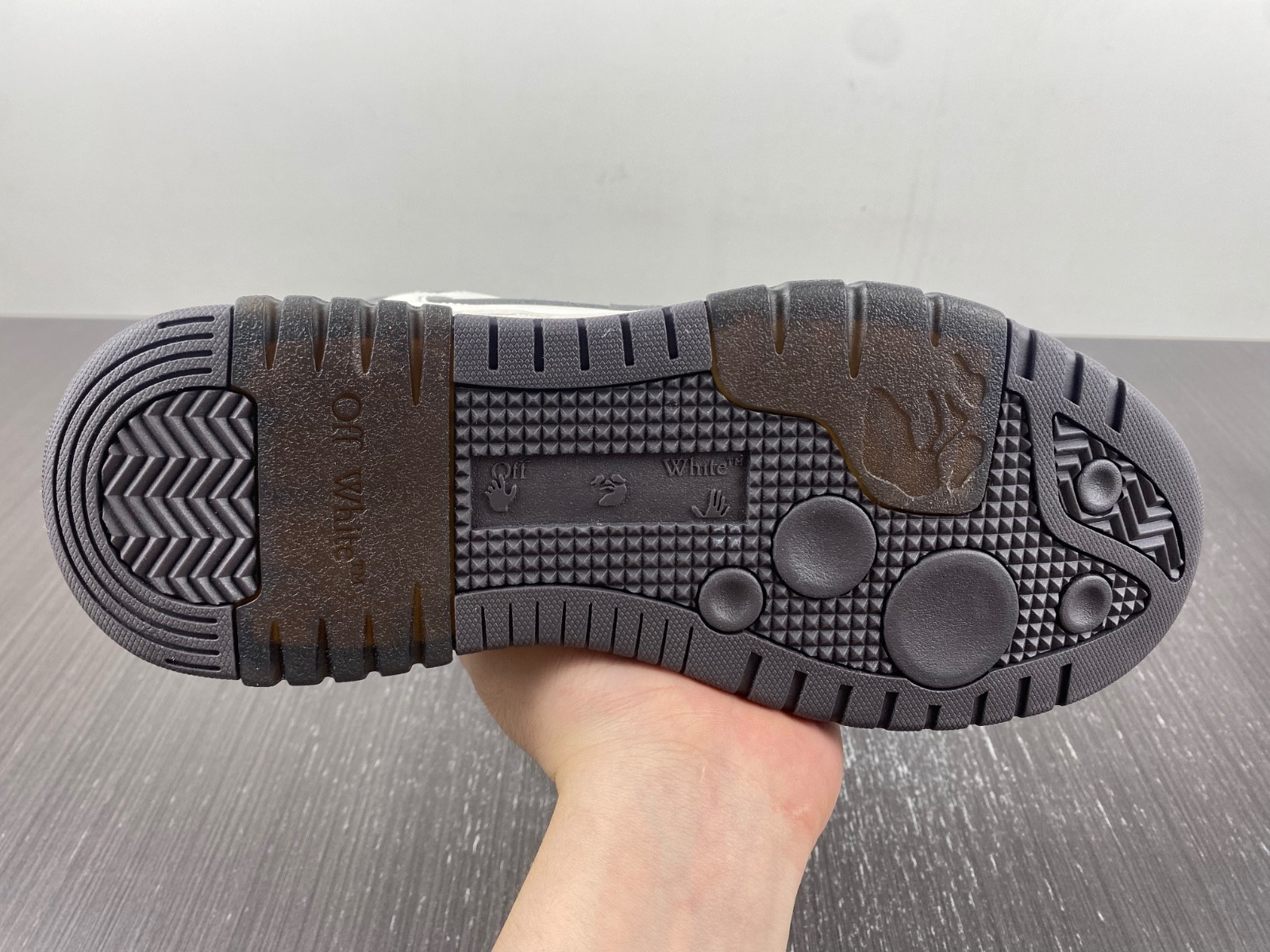 Off White GYM Sneaker