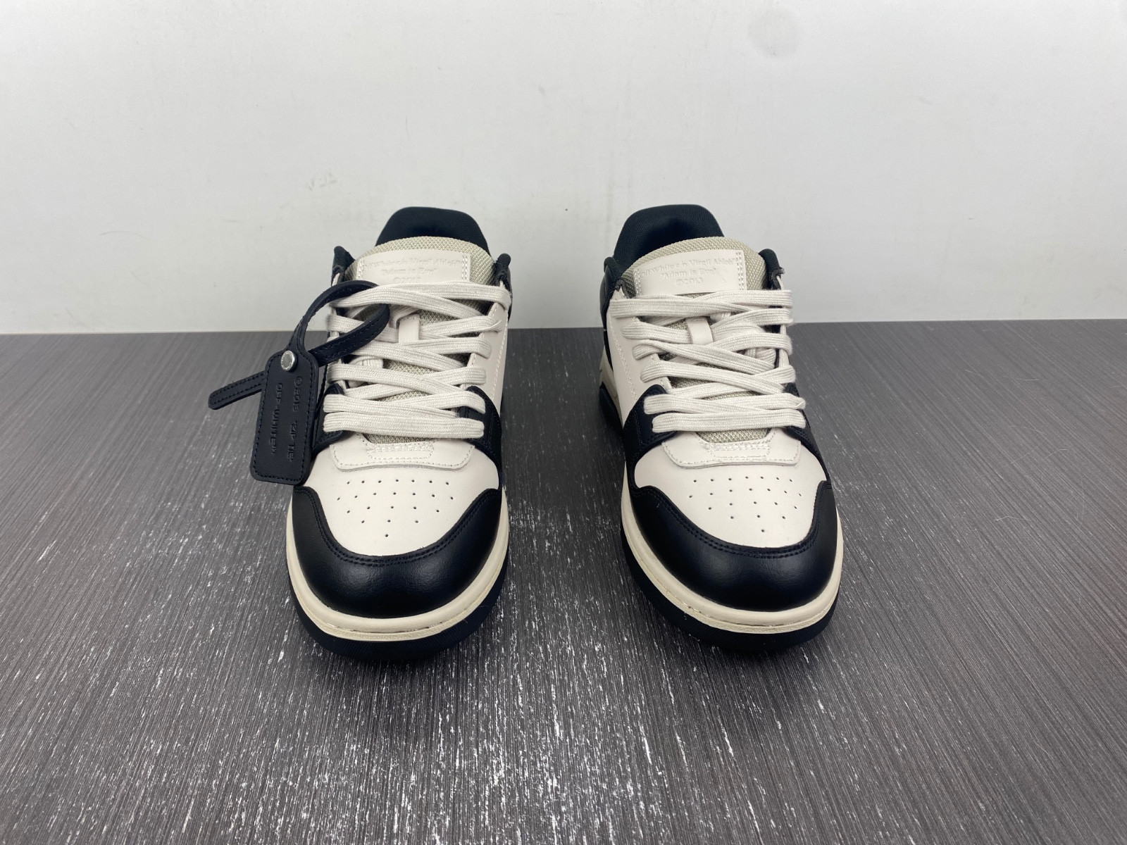 Off White GYM Sneaker