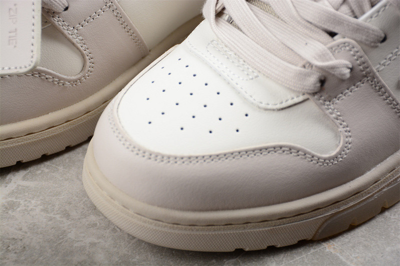 Off White GYM Sneaker