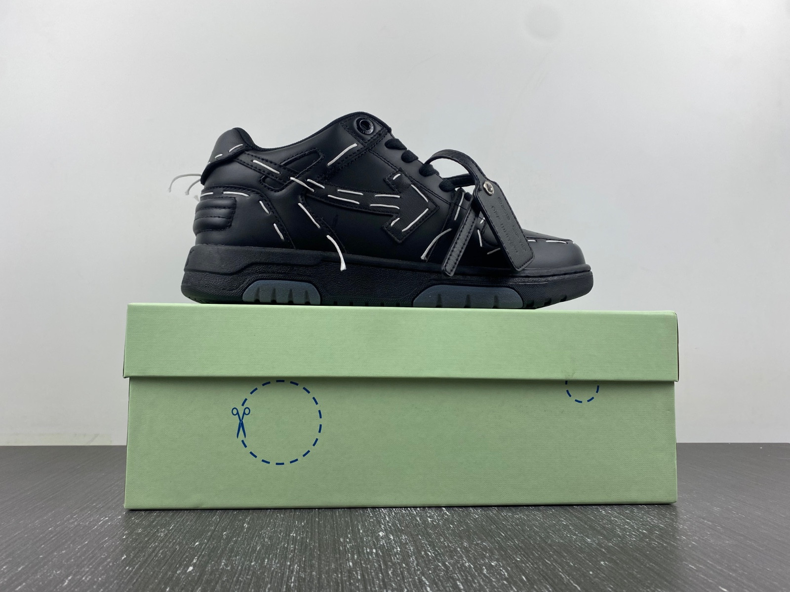 Off White GYM Sneaker