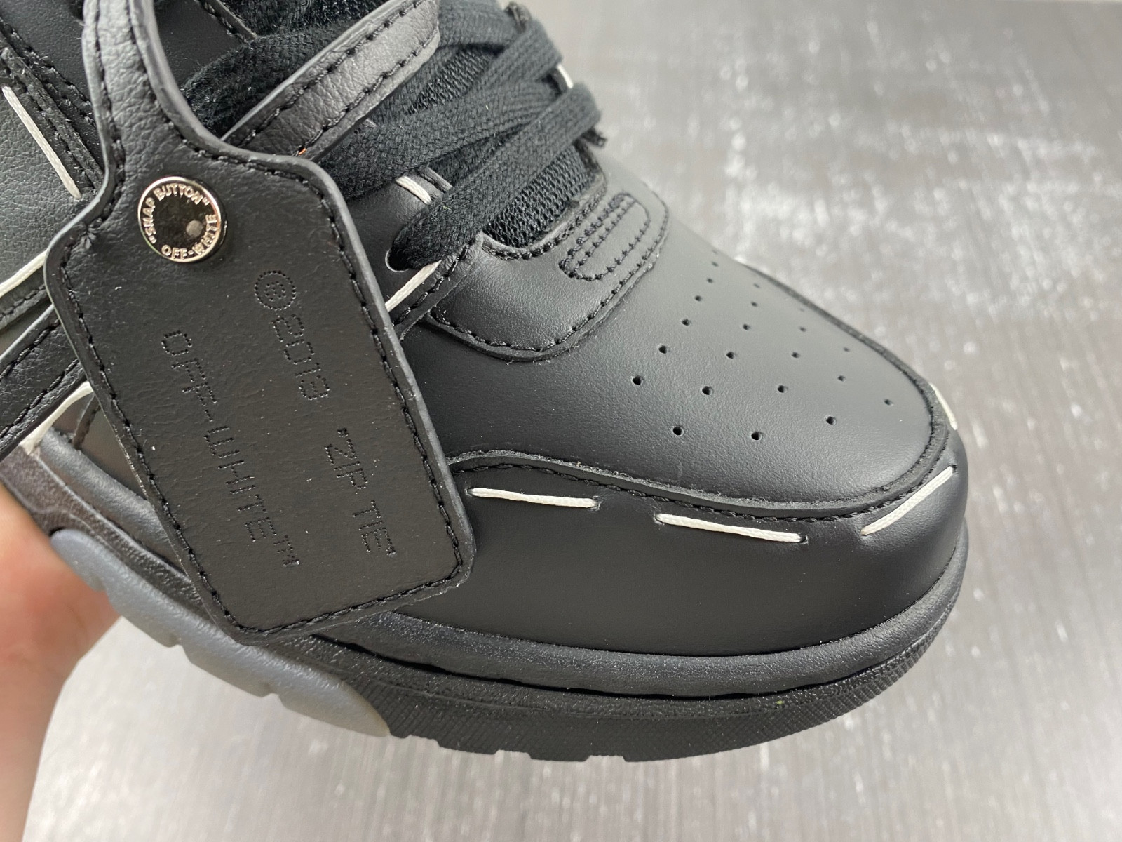 Off White GYM Sneaker