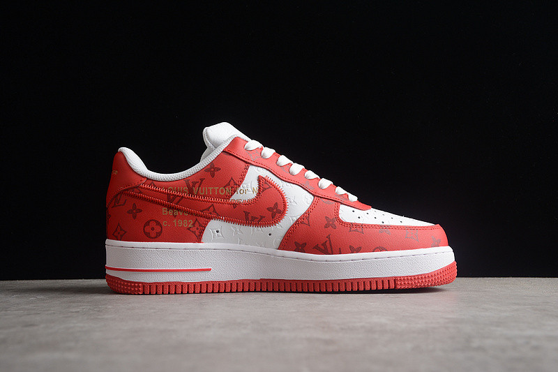 AIR FORCE 1 LOW RED/WHITE LA2314-102
