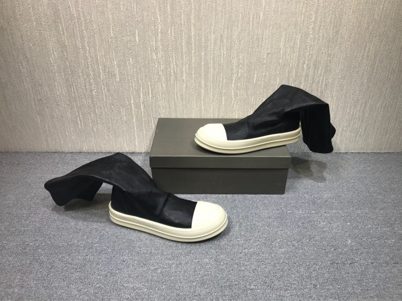 RO Sneakers Black Mid
