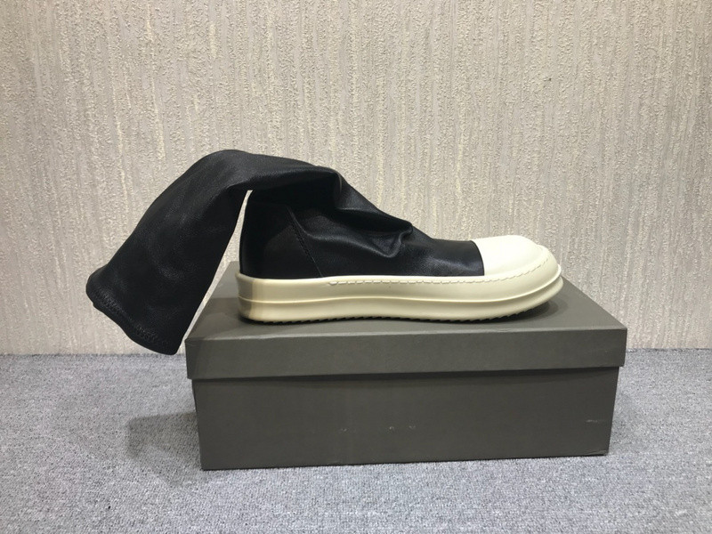 RO Sneakers Black Mid