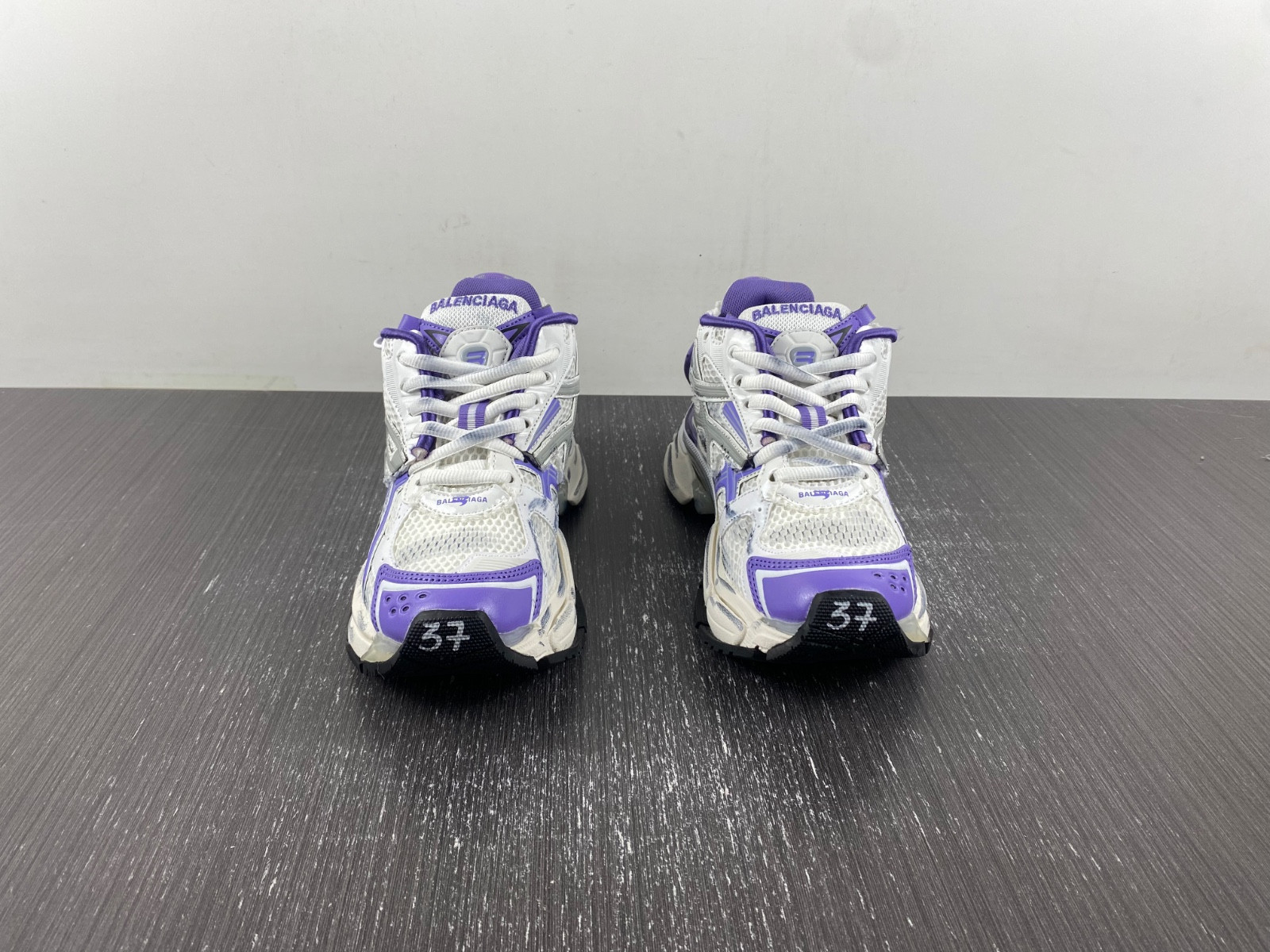 Ba*len*cia*ga runner 677402-w3rb3-5901