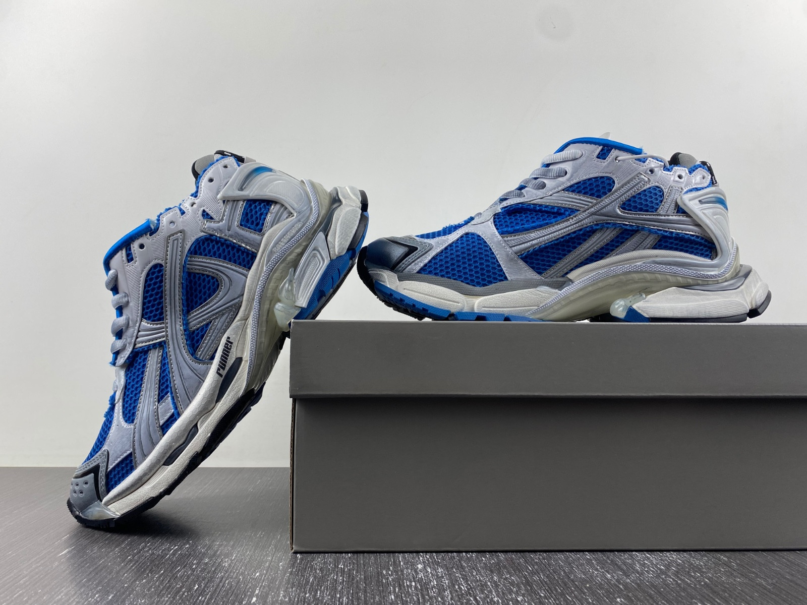 Ba*len*cia*ga runner 772774-w3rbw-0575