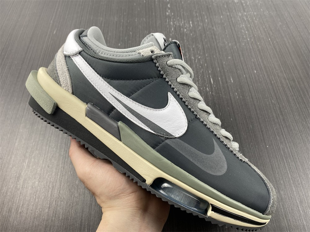 Sacai x Nk Zoom Cortez 4.0 DQ0581-001