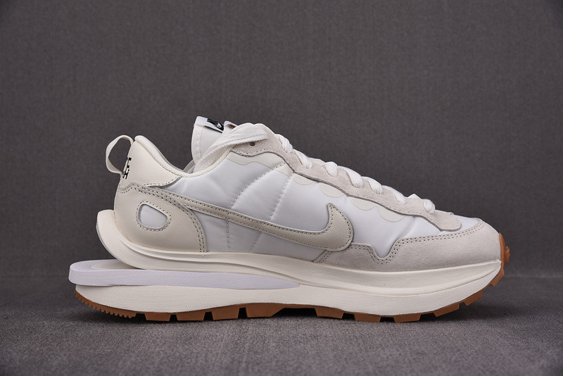 Sacai x Nike VaporWaffle DD1875-100