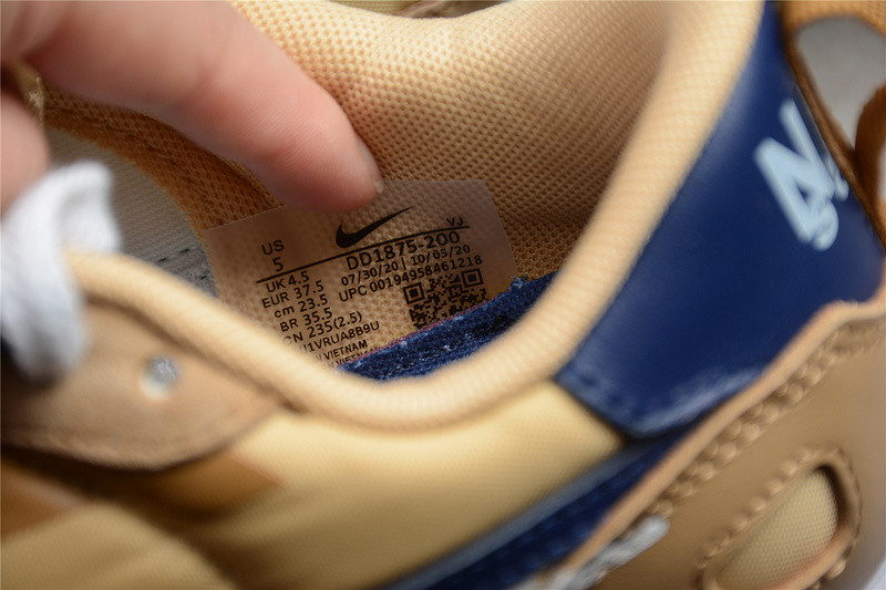 Nike Vaporwaffle sacai Sesame Blue Void DD1875-200