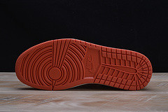 2018 Air Jordan 1 Retro High OG Vintage Coral/Sail 555088 800