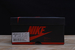 2018 Air Jordan 1 Retro High OG Vintage Coral/Sail 555088 800