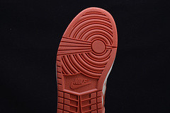 2018 Air Jordan 1 Retro High OG Vintage Coral/Sail 555088 800