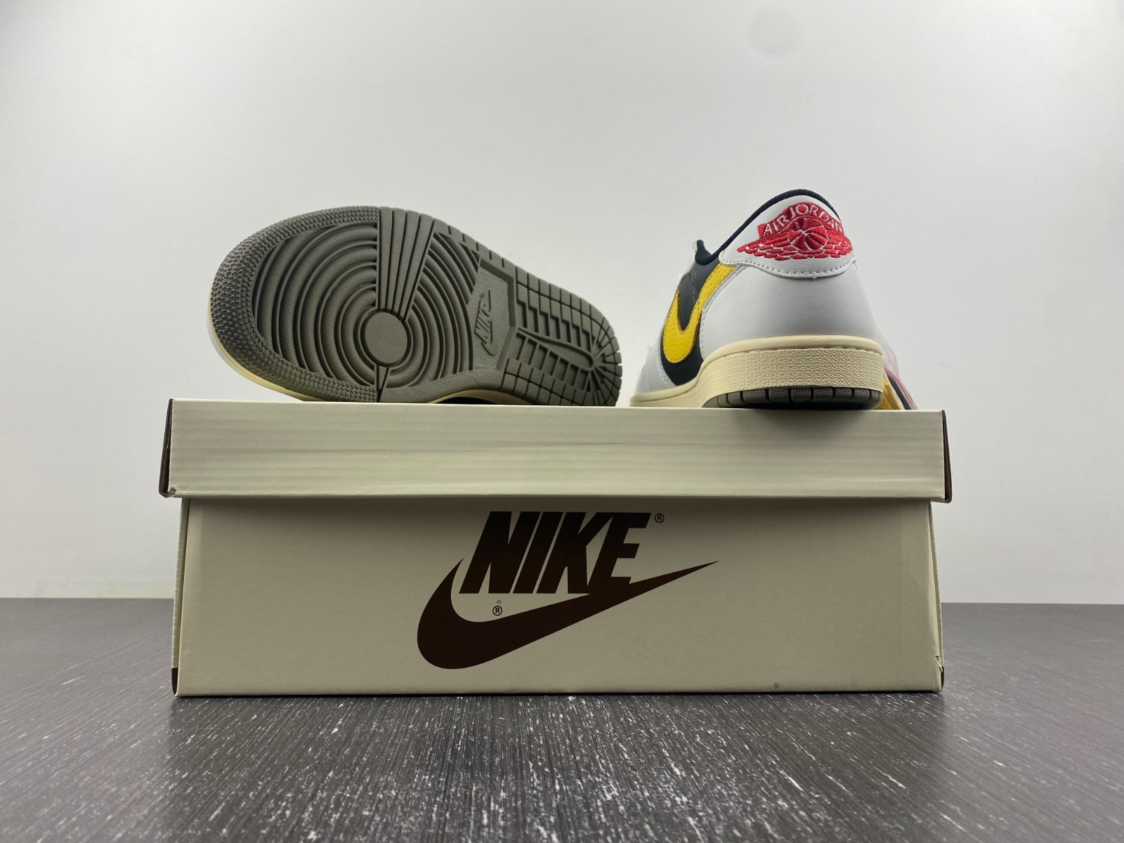 Air Jordan 1 Low DM7866-982