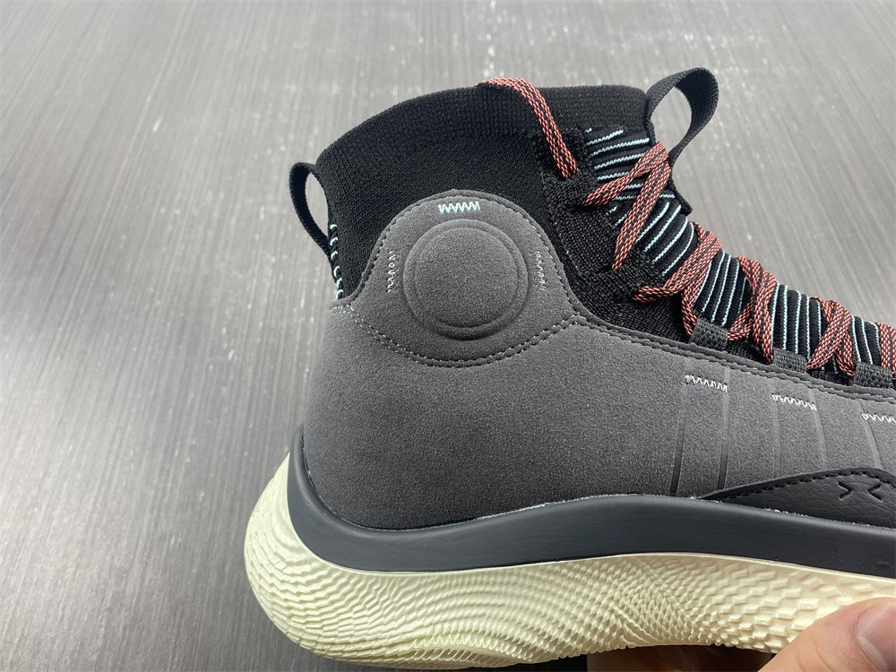 Under Armour Curry Flow 4 3024861-101