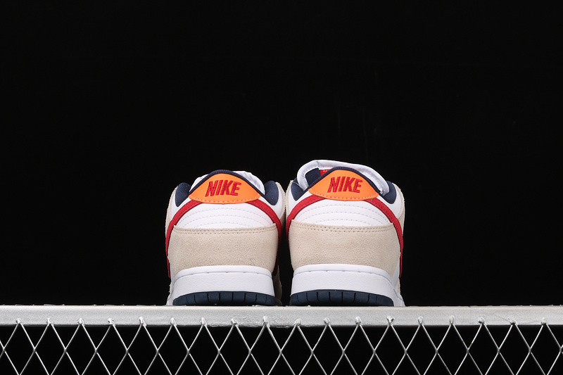 Nike SB Dunk Low Crimson 304292-161
