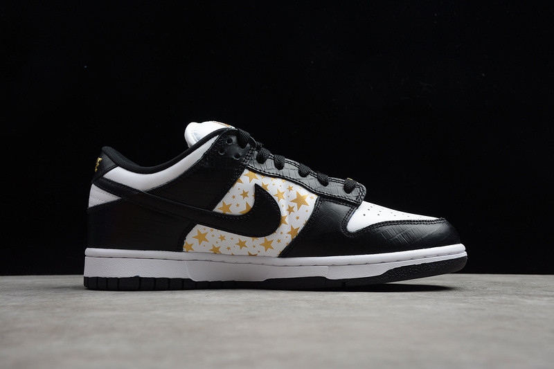 Sup x Nike SB Dunk Low “Stars” DH3228-102