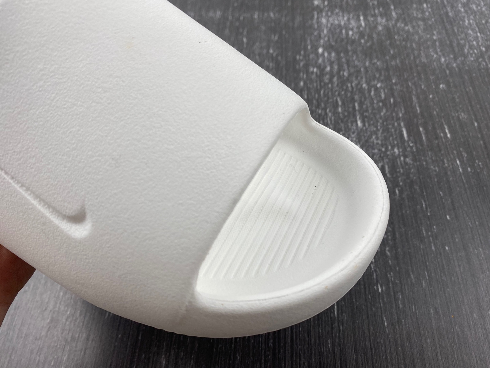 Nike Calm Slides FD4116-100