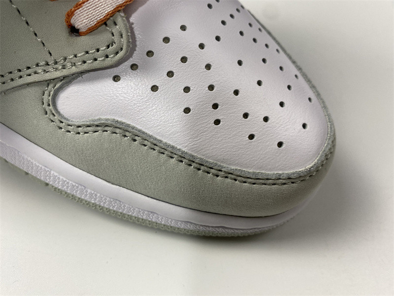 Air Jordan 1 High OG WMNS “Seafoam” CD0461-002