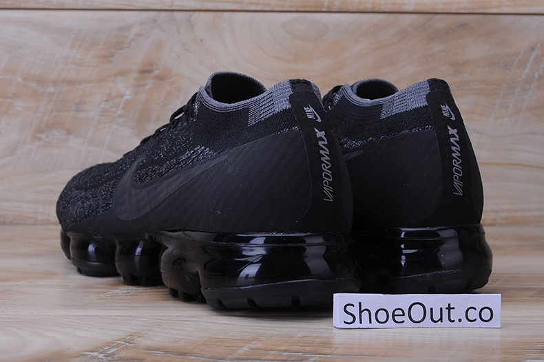 Nike Air Vapormax Flyknit "triple Black" 899473-003