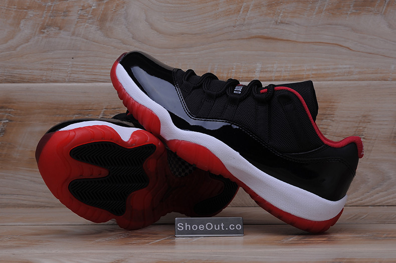 AIR JORDAN 11 RETRO LOW "BRED" BLACK/ RED mens 528895-012
